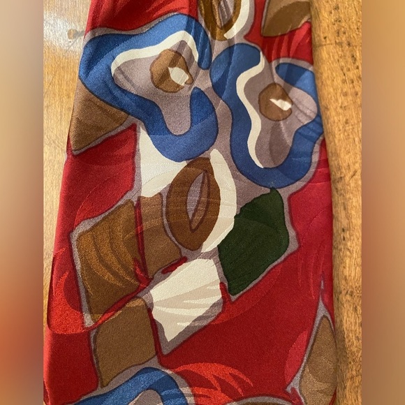 Vintage Mens Jesuis Silk Tie Necktie Red Blue Brown Tan 59” - Picture 2 of 6